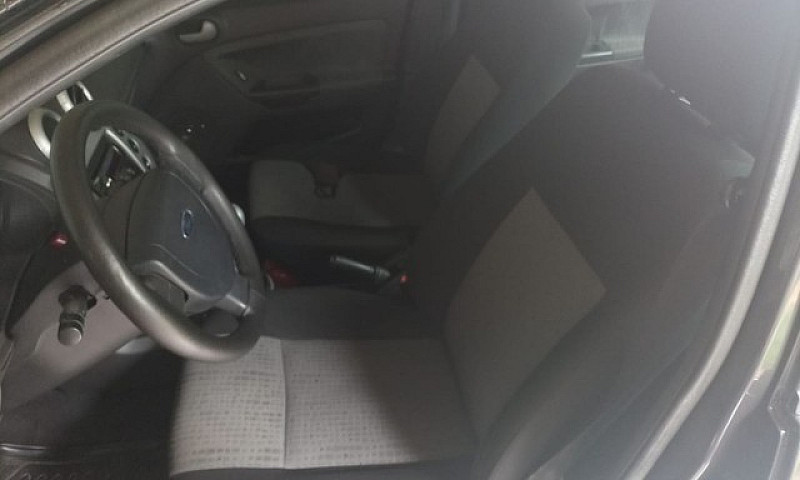 Fiesta Sedan 2010/20...