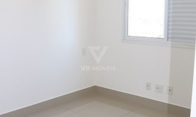 Apartamento Com 03 S...