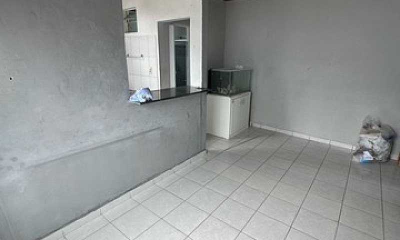 Aluga-Se Casa Na Dja...
