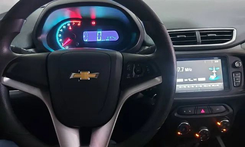 Chevrolet Onix Hatch...