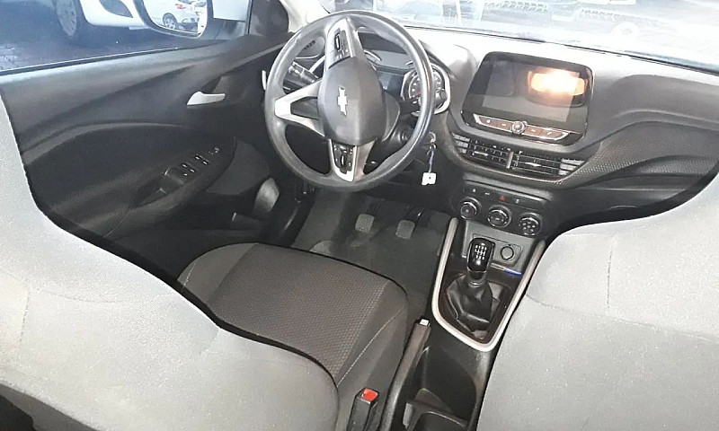 Chevrolet Onix Hatch...