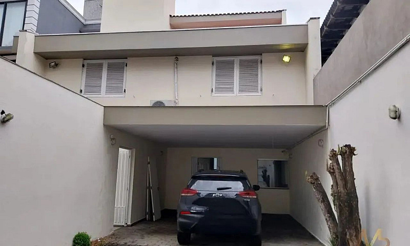 Casa Com 4 Dormitóri...