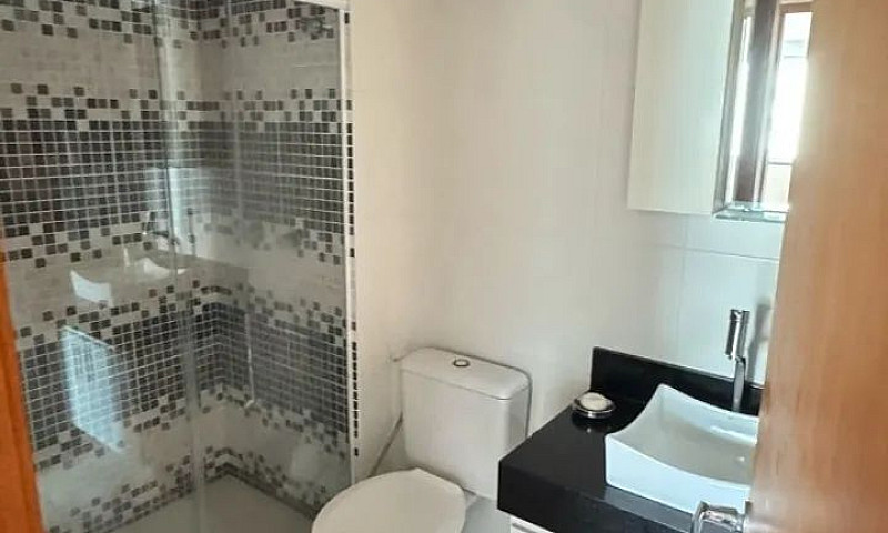 3 Quartos (2 Suites)...
