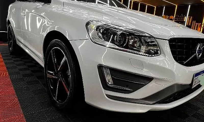 Volvo Xc 60 T-5 R-De...