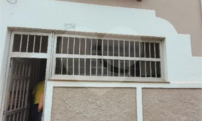 Casa À Venda Com 2 Q...
