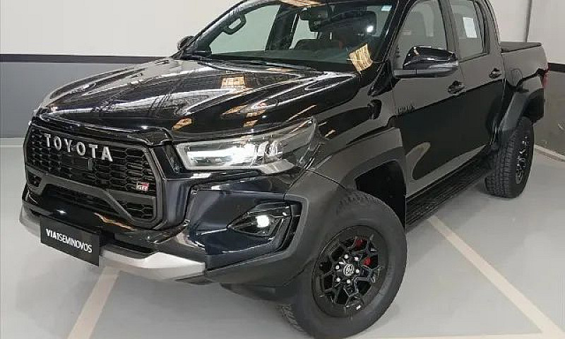 Toyota Hilux Cd Gr-S...