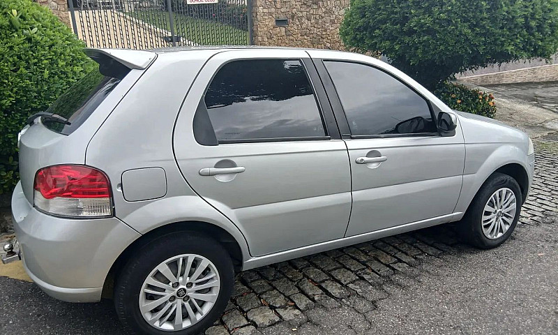 Fiat Palio Attra./It...