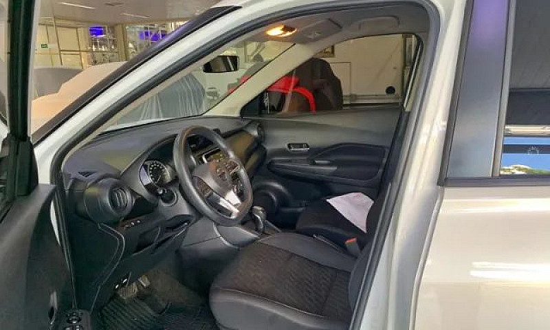 Nissan Kicks Sense 1...