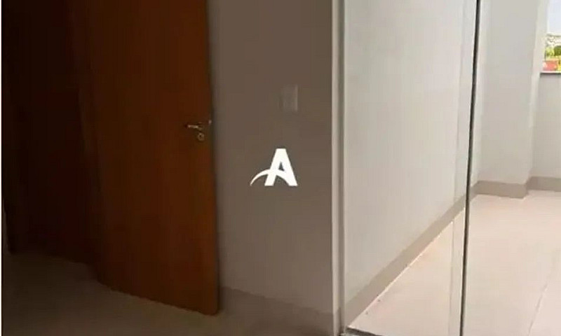 Casa Com 125M² 3 Qua...
