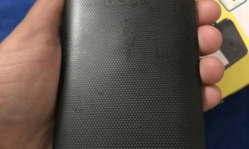 Celular Alcatel A3...