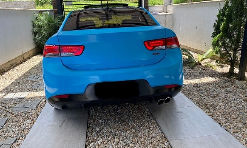 Kia Cerato 2.0 Sx Au...