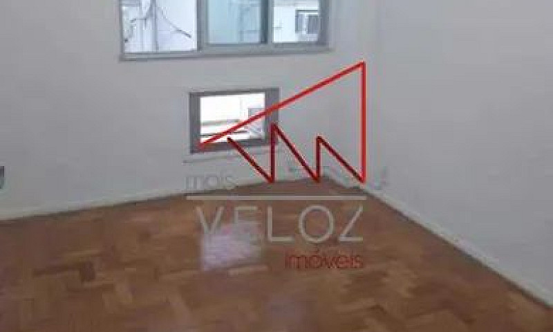 Apartamento-À Venda-...