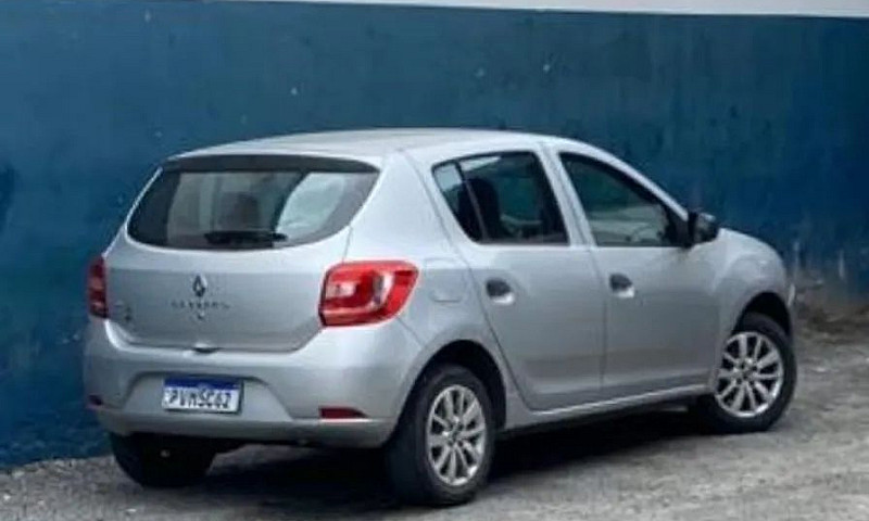 Renault Sandero Auth...