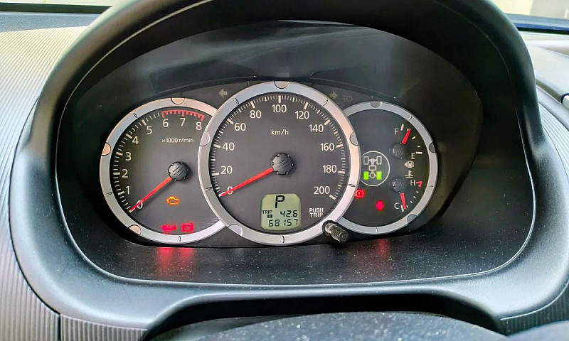 Mitsubishi Pajero Da...
