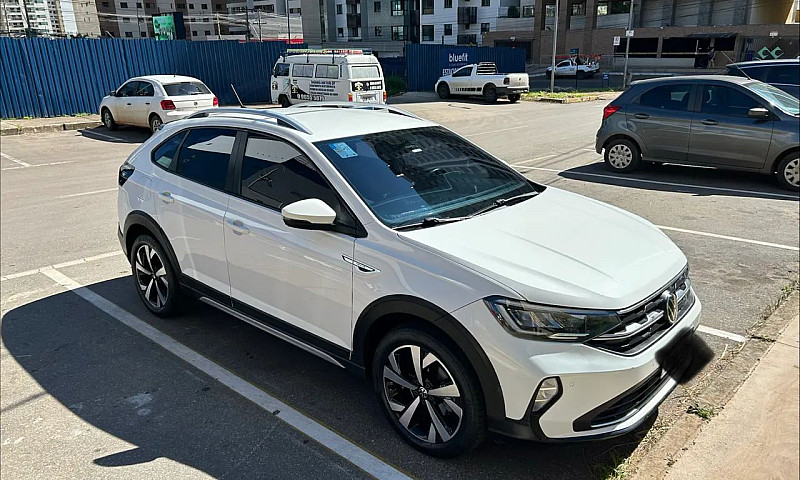 Volkswagen Nivus Hig...