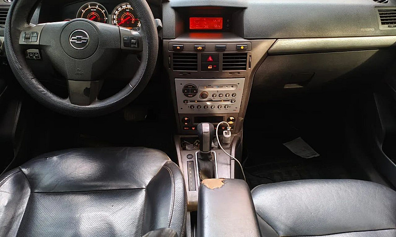 Chevrolet Vectra Eli...