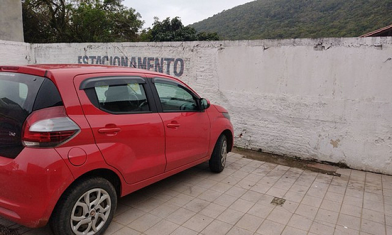 Fiat Mobi ...