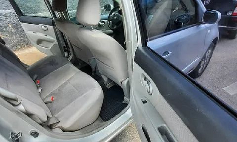 Nissan Livina, Autom...