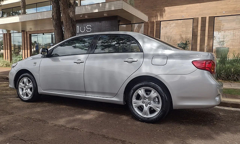 Toyota Corolla Gli 1...