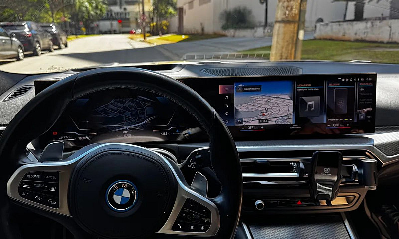 Bmw 330E 2023...