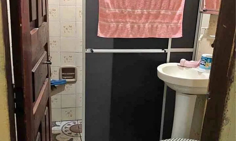 ^ Vende Se Casa Em I...