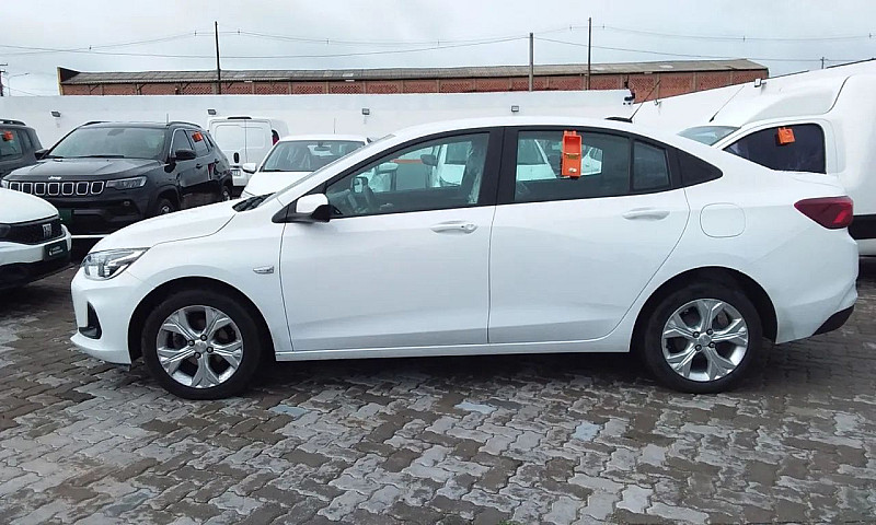 Chevrolet Onix Plus ...