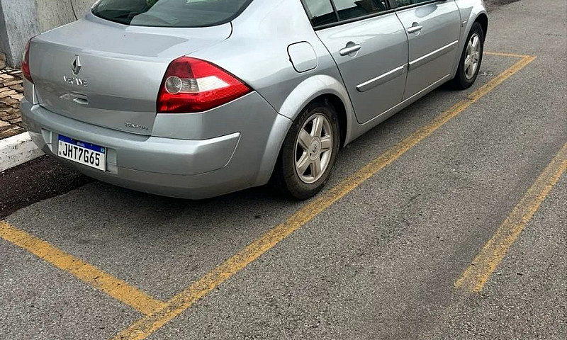 Renault Megane Sedan...