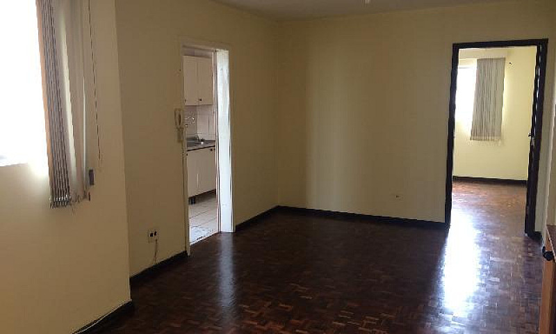 Apartamento De 1 Qua...