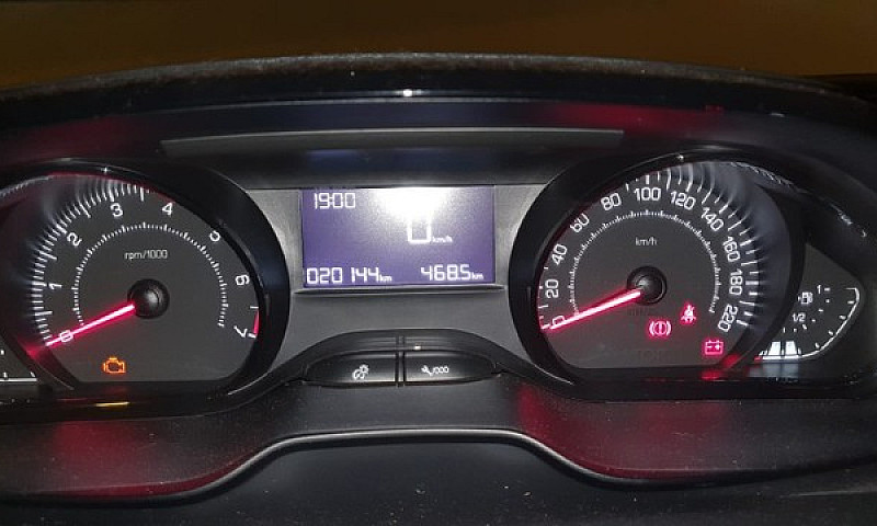 Peugeot 208 Allure 1...