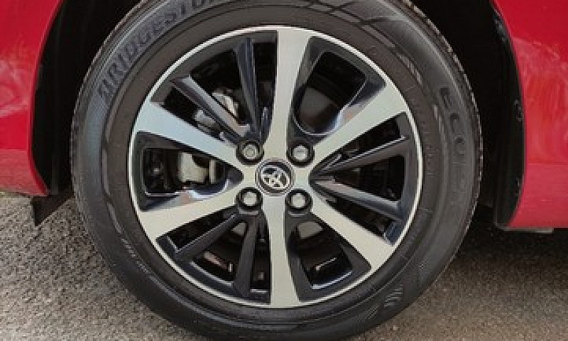 Yaris Xls 2021 Na Ga...