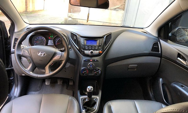 Hb20 1.6 Premium 201...