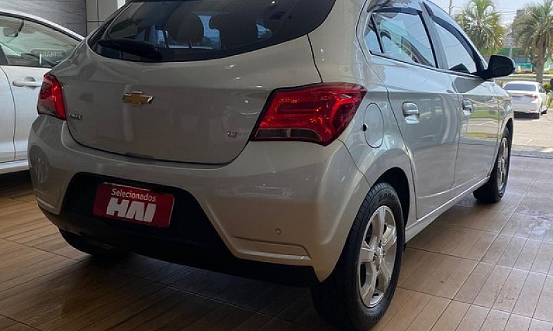 Chevrolet Onix 1.4 M...