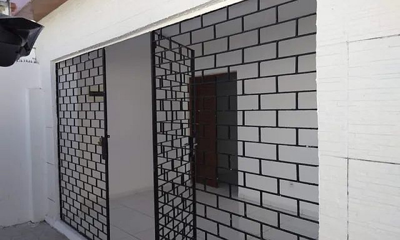 Vendo / Alugo Casa N...