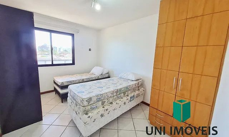 Apartamento De 03 Qu...