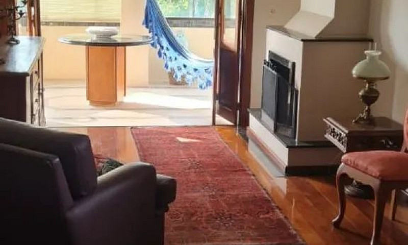 Apartamento Tristeza...