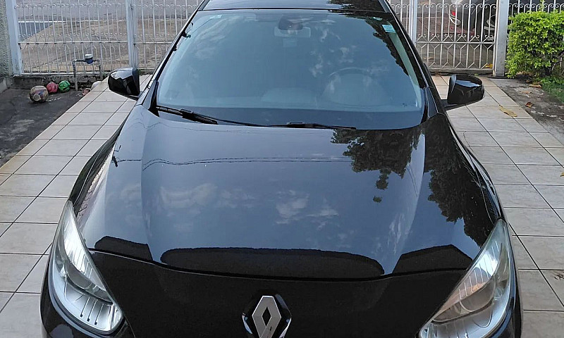 Renault Fluence Sed....