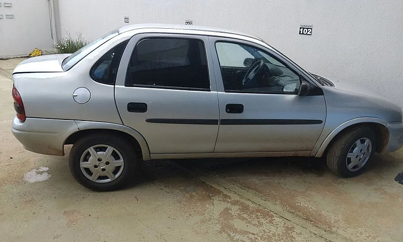 Chevrolet Corsa Sed....
