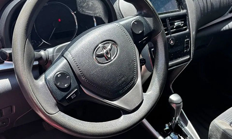 Toyota Yaris Xl Plus...