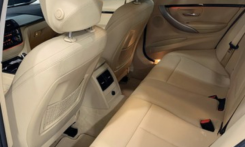 Bmw 320I Sport Activ...