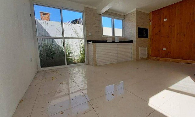 Casa Com 2 Dormitóri...