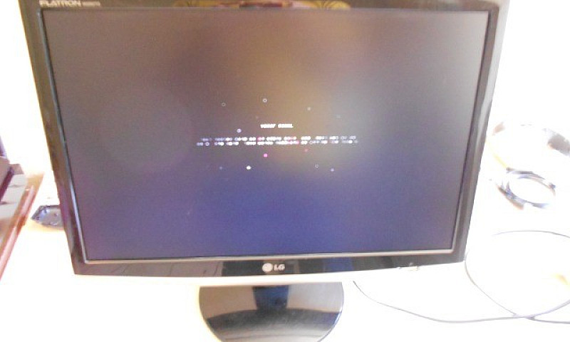 Vendo Monitor Lcd De...