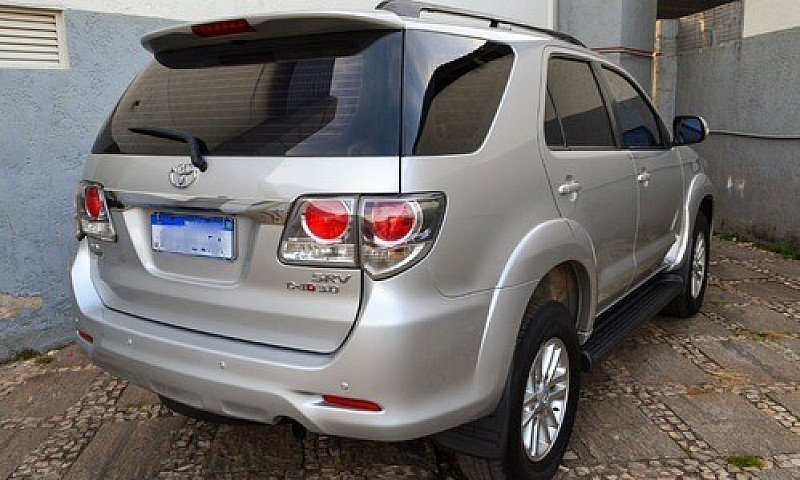 Toyota Sw4 Srv 4X4 2...