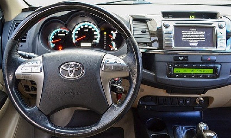Toyota Sw4 Srv 4X4 2...