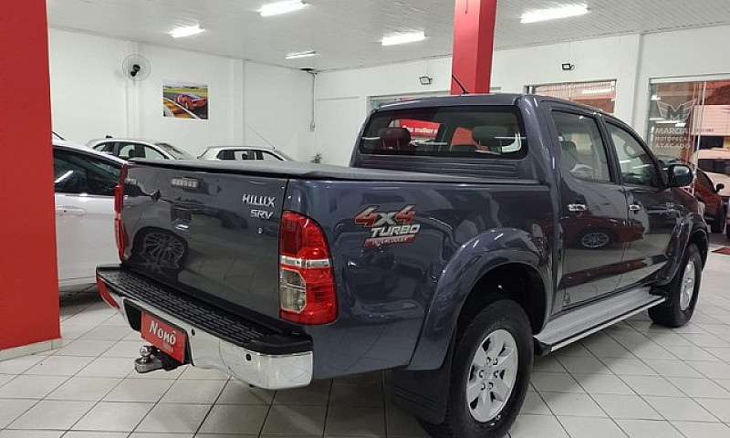 Hilux Cd Srv D4-D 4X...