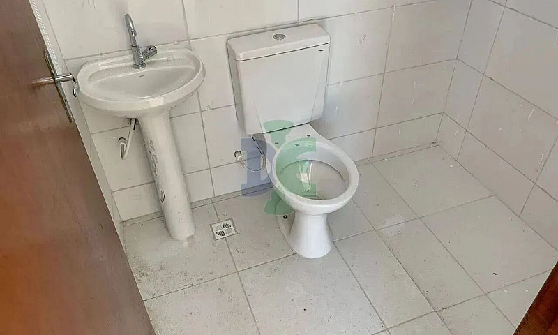 Sobrado Com 2 Dormit...