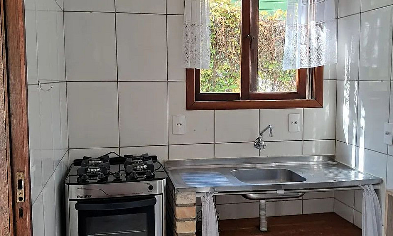 Casa 2 Quartos No Ce...