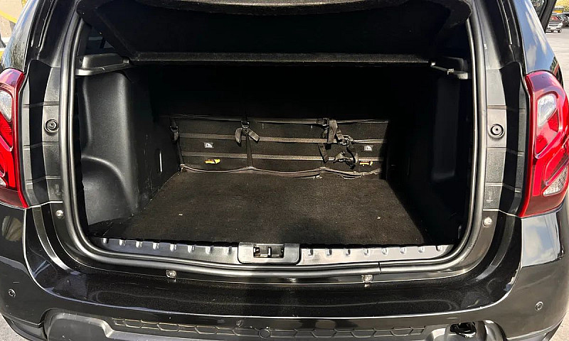 Renault Duster Expre...