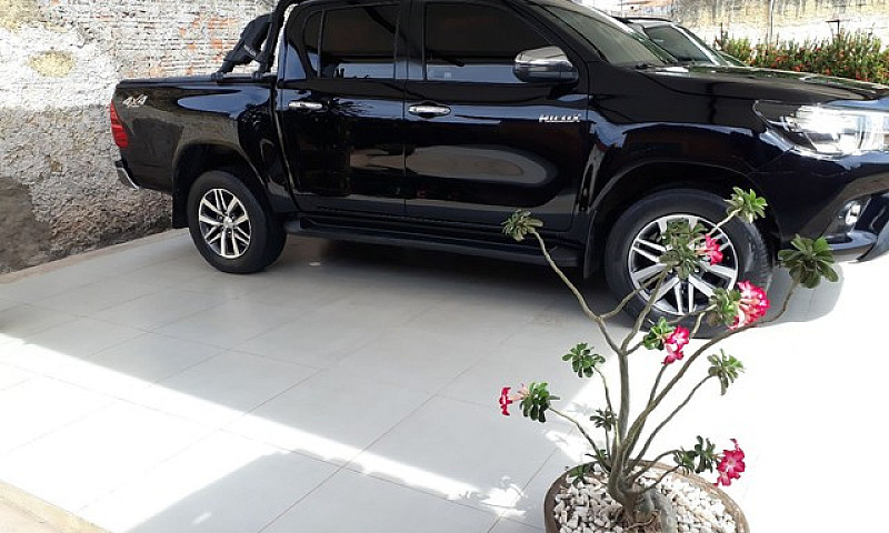 Hilux Srv Diesel Top...