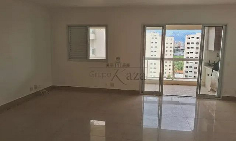 Apartamento Padrão E...