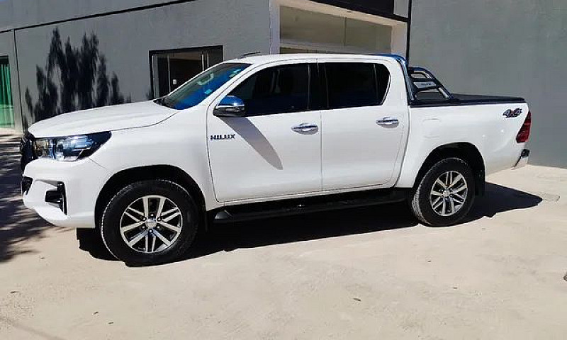 Hilux Srv 2.8 Tb-Die...